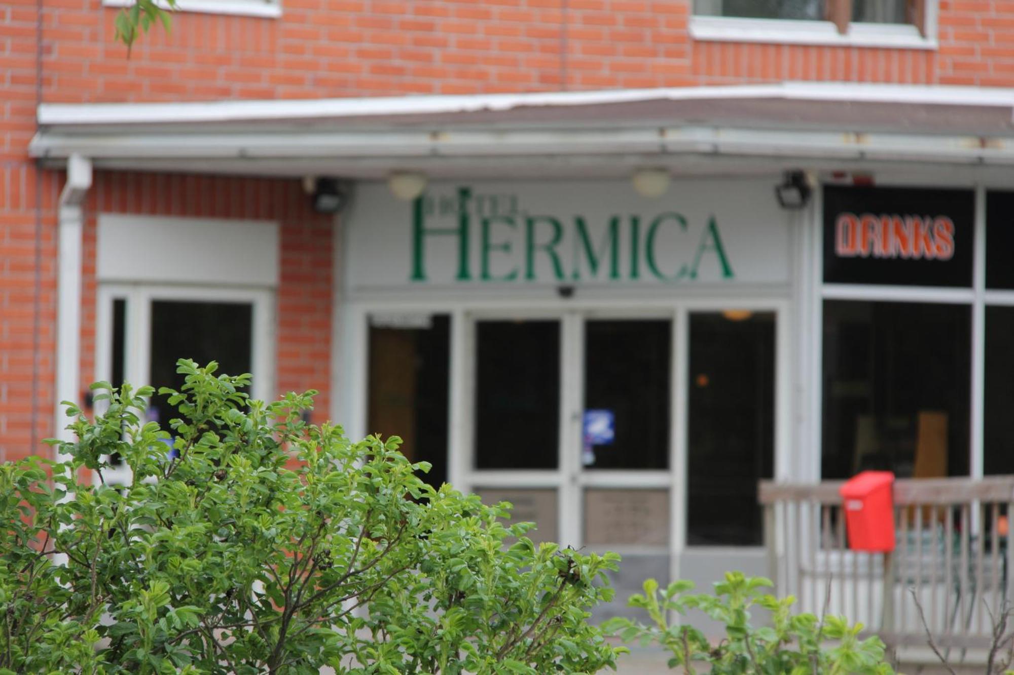 Hotel Hermica Tampere Bagian luar foto