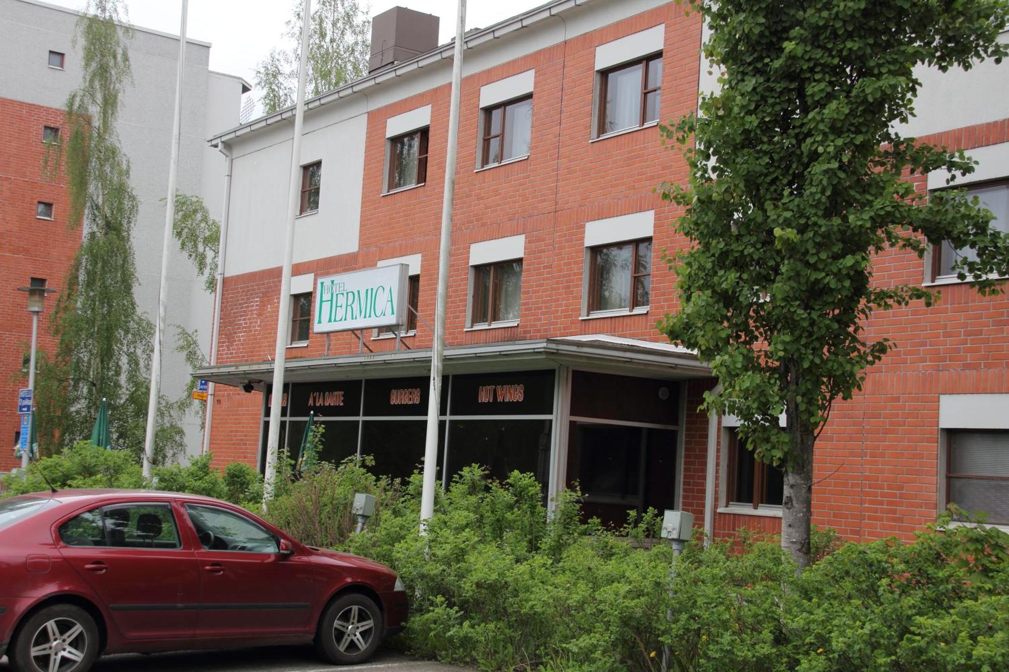 Hotel Hermica Tampere Bagian luar foto