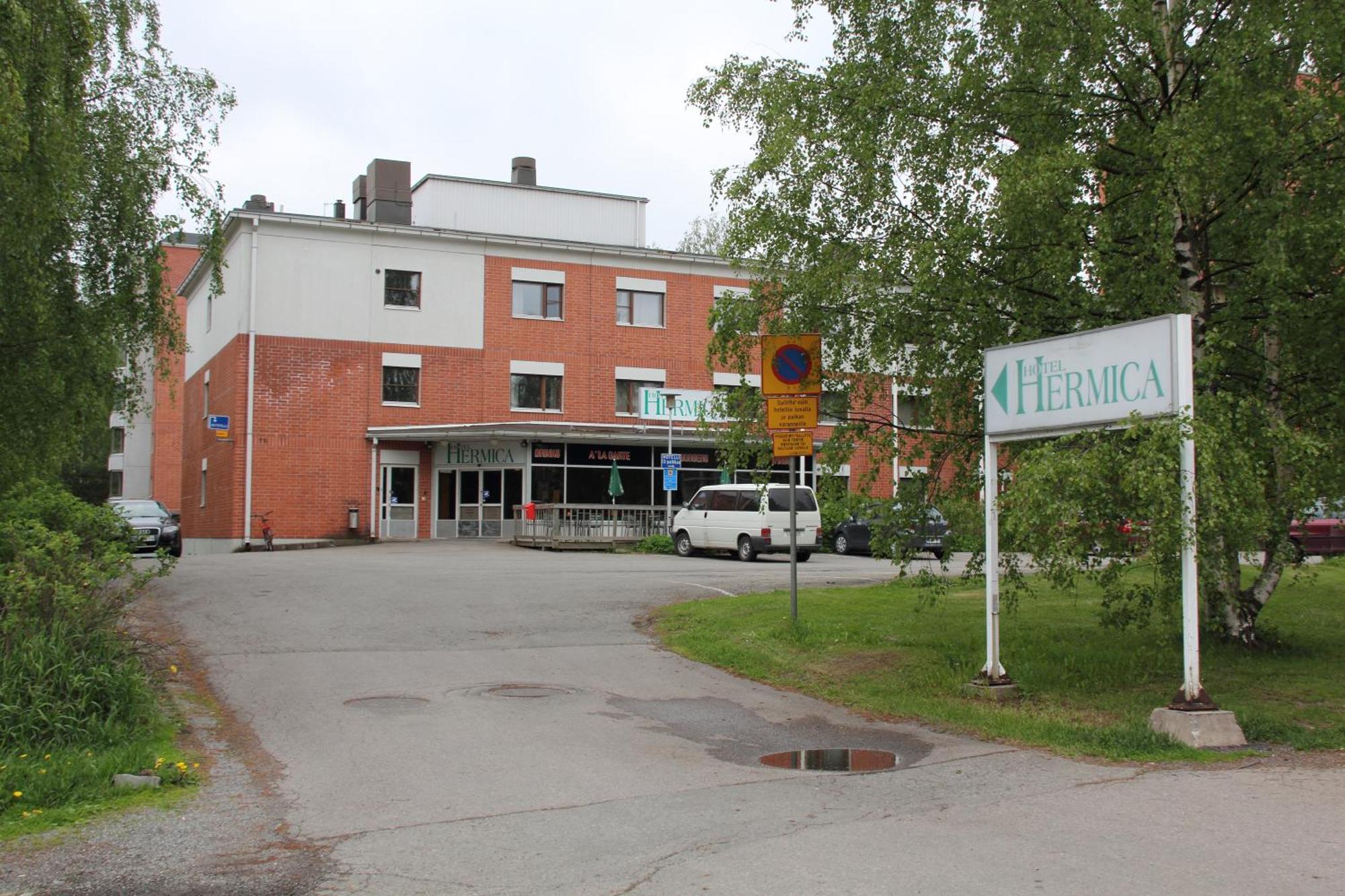 Hotel Hermica Tampere Bagian luar foto