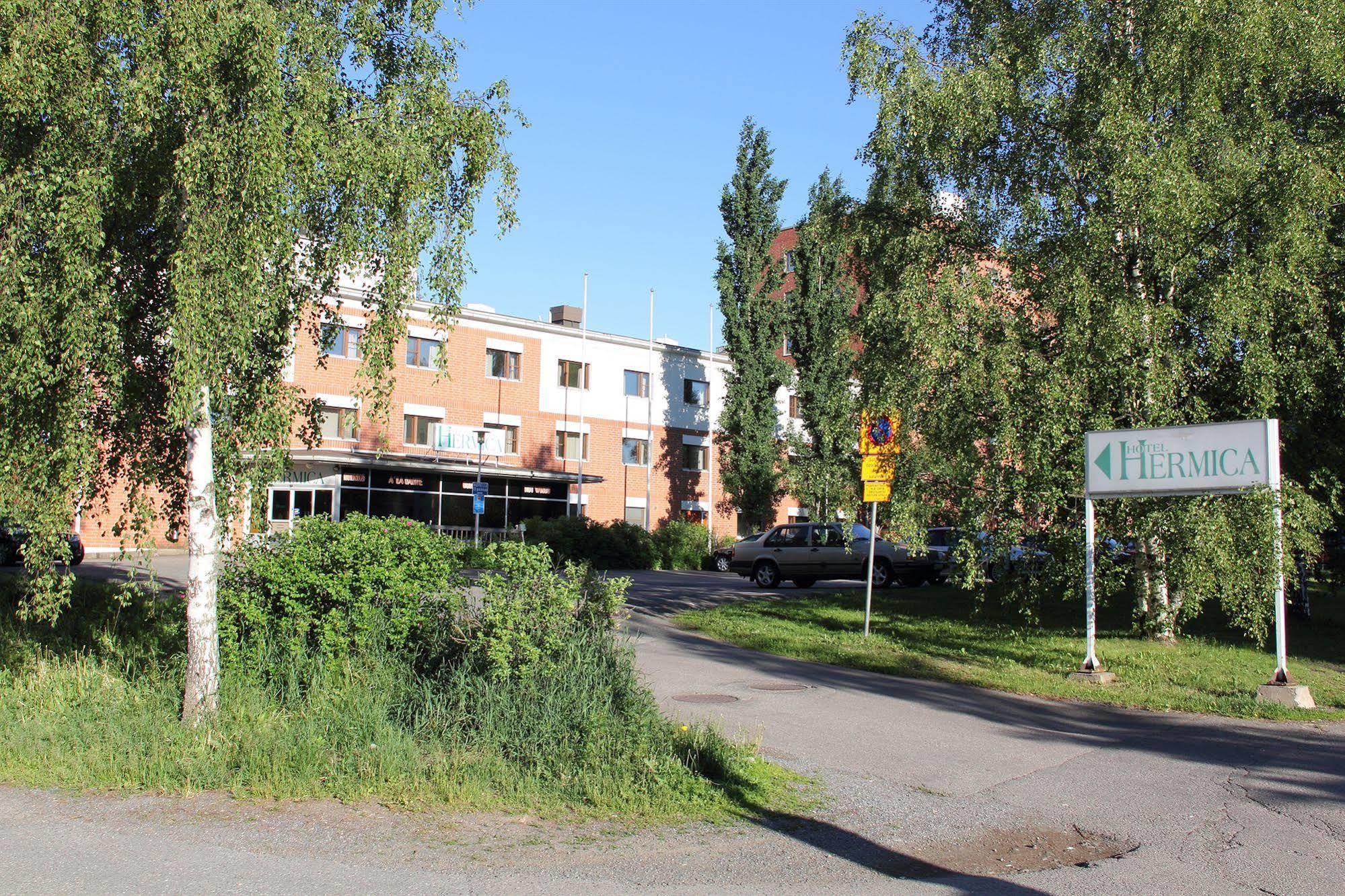 Hotel Hermica Tampere Bagian luar foto