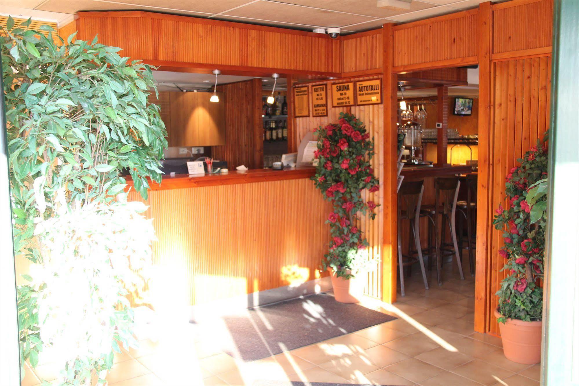 Hotel Hermica Tampere Bagian luar foto